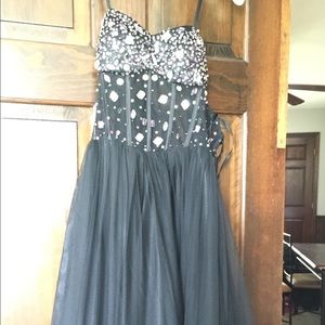 Black prom dress